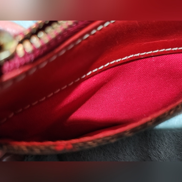 613. Dooney & Bourke coin purse - Picture 4 of 5